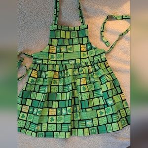Handmade Child's apron ~ St. Pat's Day